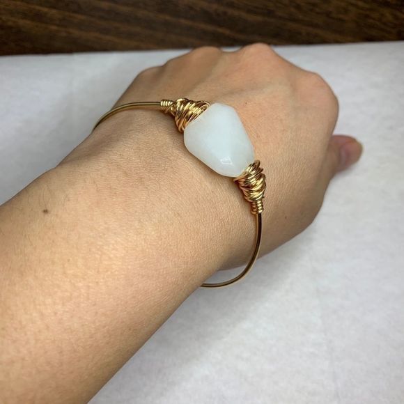 Natural moonstone gemstone bangle bracelet - Picture 4 of 5